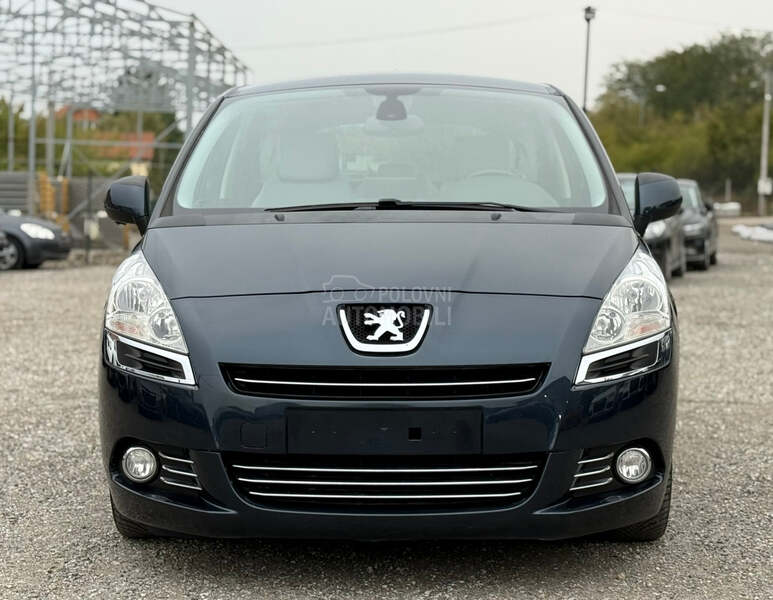 Peugeot 5008 2.0 HDI ALLURE CH