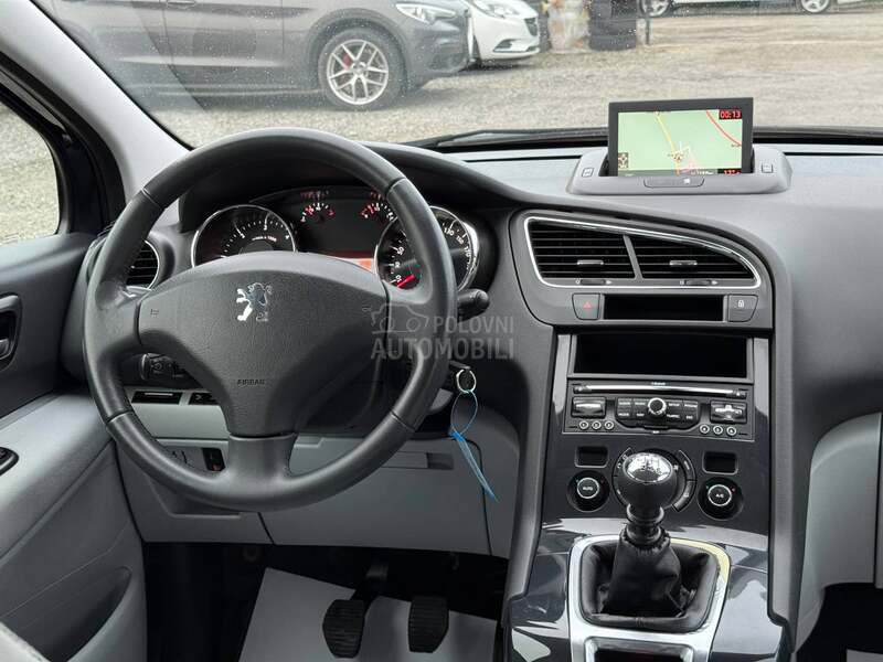 Peugeot 5008 2.0 HDI ALLURE CH