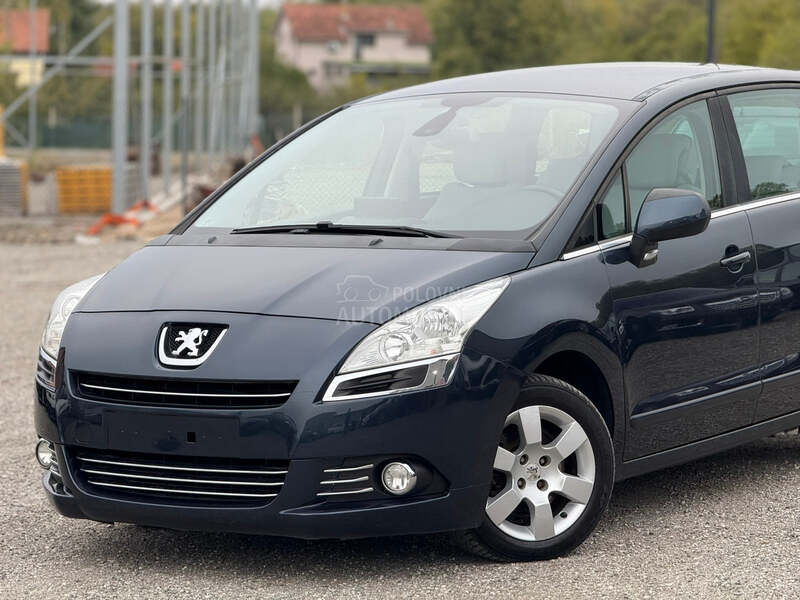 Peugeot 5008 2.0 HDI ALLURE CH