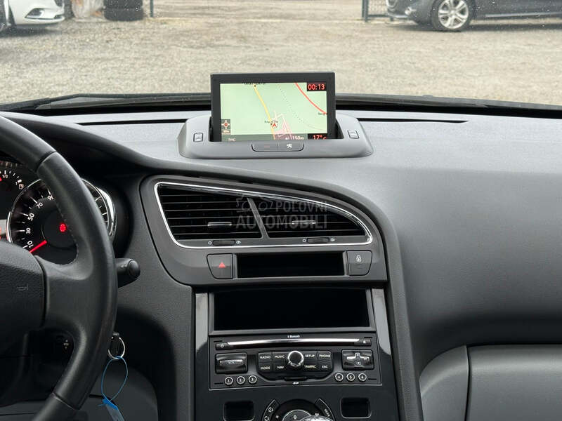 Peugeot 5008 2.0 HDI ALLURE CH