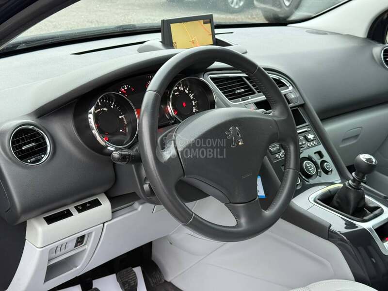 Peugeot 5008 2.0 HDI ALLURE CH