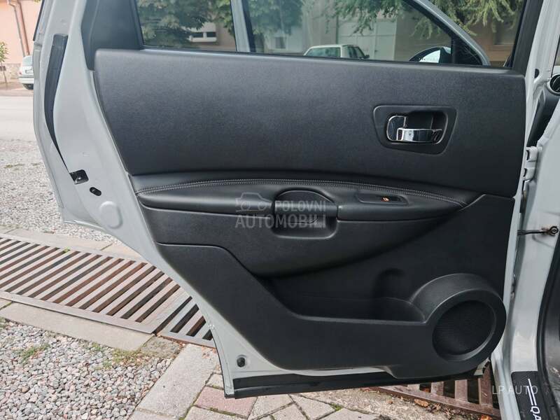 Nissan Qashqai + 2 2.0 dCi