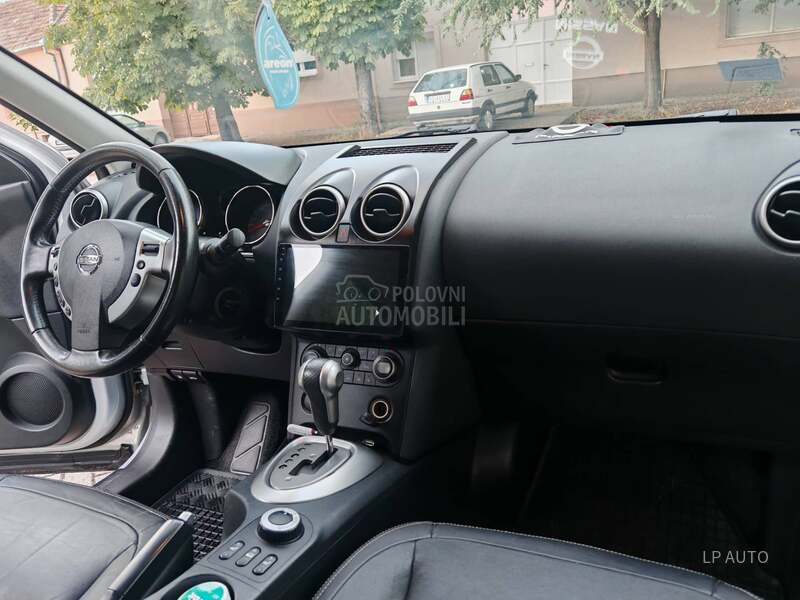 Nissan Qashqai + 2 2.0 dCi