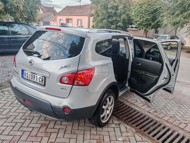Nissan Qashqai + 2 2.0 dCi