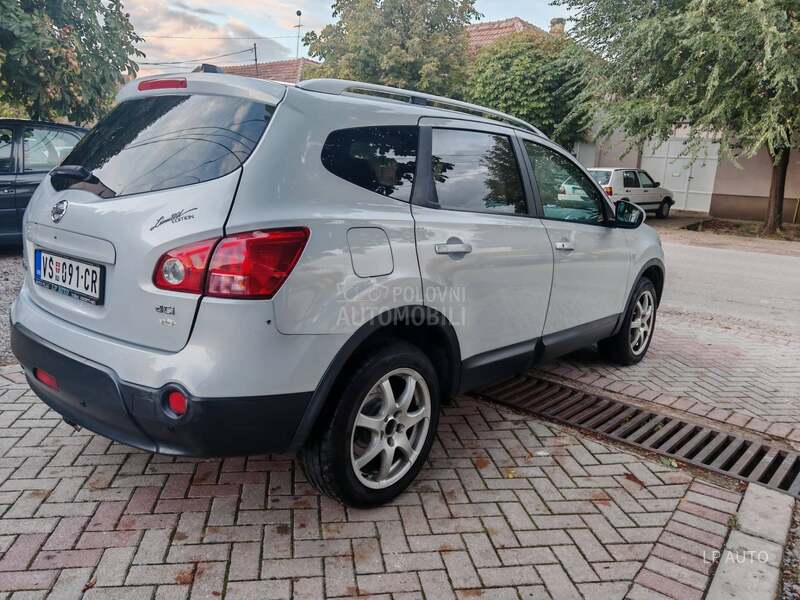 Nissan Qashqai + 2 2.0 dCi