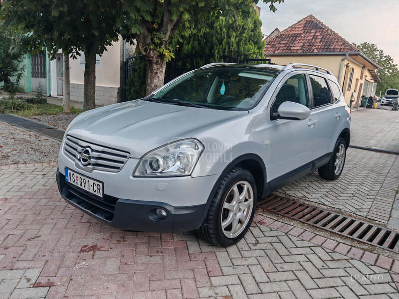 Nissan Qashqai + 2 2.0 dCi