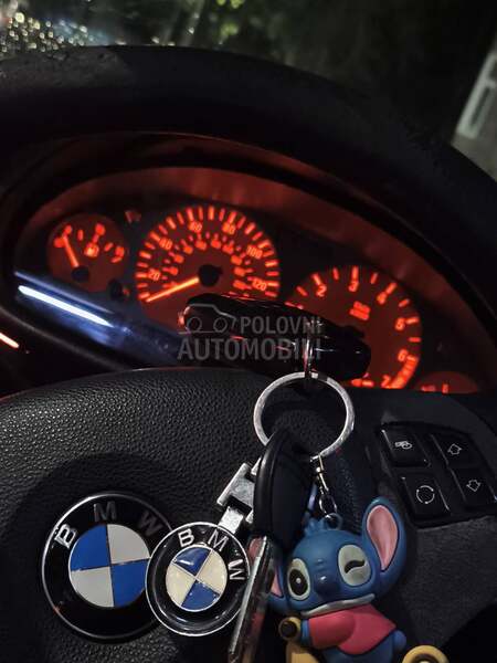 BMW 318 