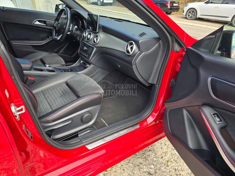 Mercedes Benz CLA 200 AMG