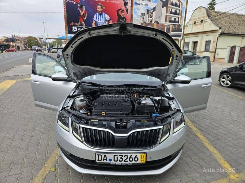 Škoda Octavia 2.0tdi SOLEIL/DSG