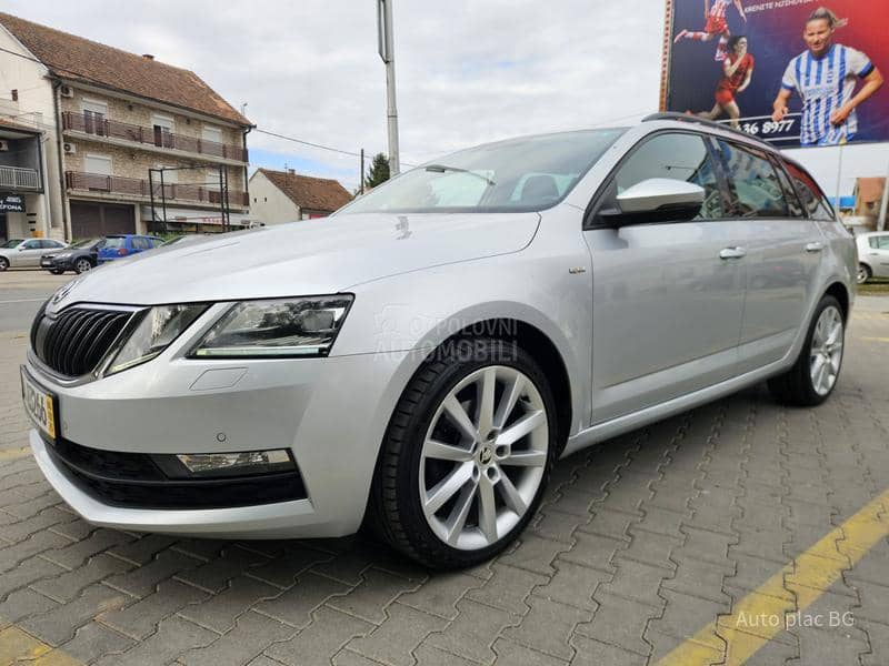 Škoda Octavia 2.0tdi SOLEIL/DSG