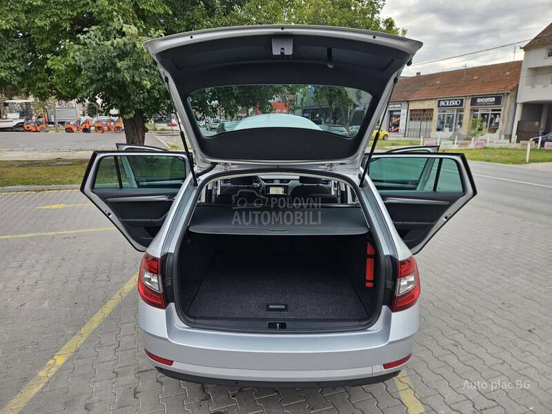 Škoda Octavia 2.0tdi SOLEIL/DSG