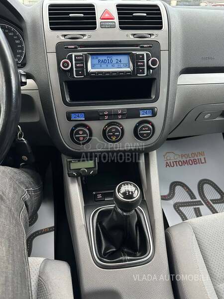 Volkswagen Golf 5 1.9 TDI BAS DOBAR