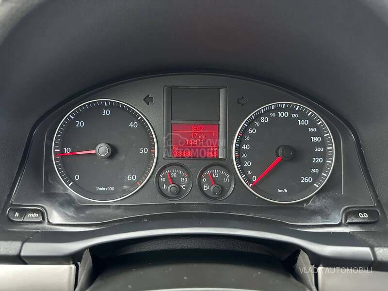 Volkswagen Golf 5 1.9 TDI BAS DOBAR