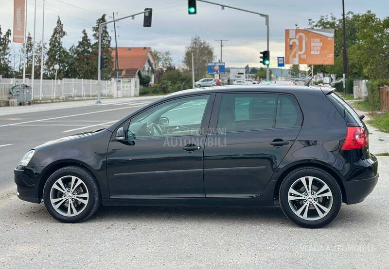 Volkswagen Golf 5 1.9 TDI BAS DOBAR