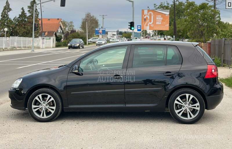 Volkswagen Golf 5 1.9 TDI BAS DOBAR