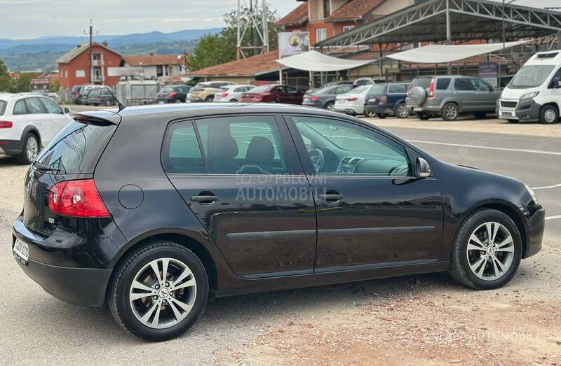 Volkswagen Golf 5 1.9 TDI BAS DOBAR
