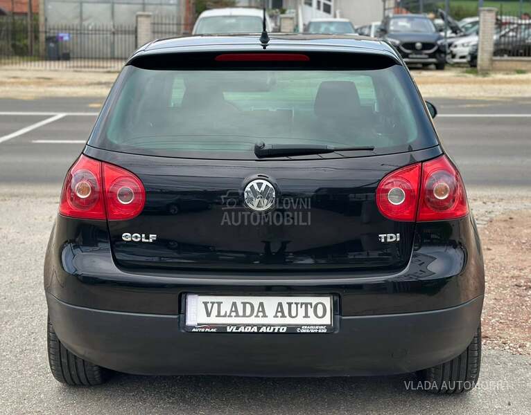 Volkswagen Golf 5 1.9 TDI BAS DOBAR