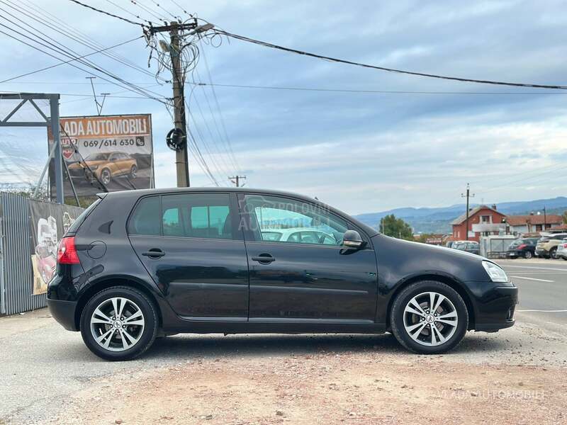 Volkswagen Golf 5 1.9 TDI BAS DOBAR