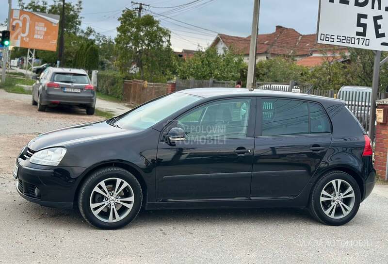 Volkswagen Golf 5 1.9 TDI BAS DOBAR