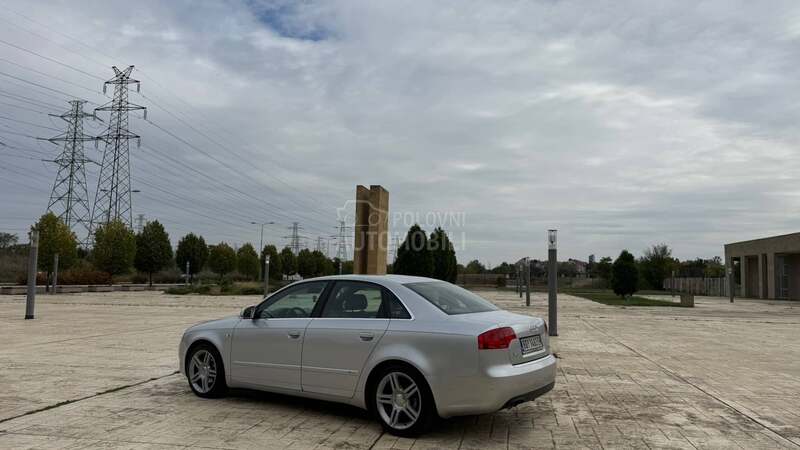 Audi A4 2.0tdi 3xSLINE NAV