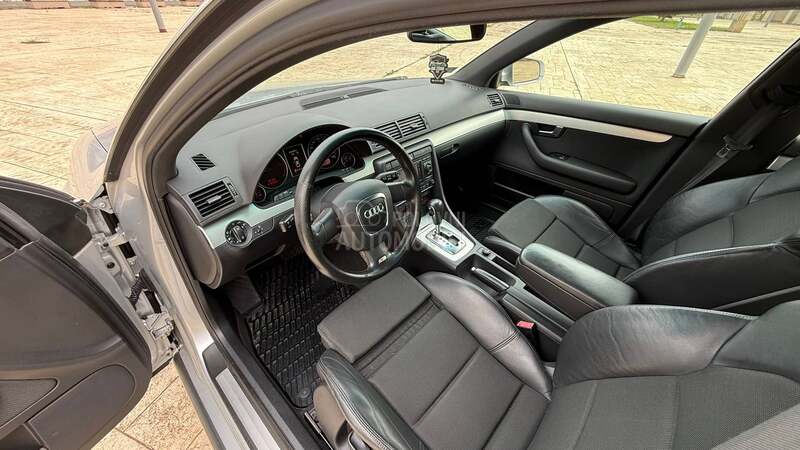 Audi A4 2.0tdi 3xSLINE NAV