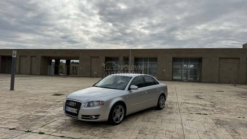 Audi A4 2.0tdi 3xSLINE NAV