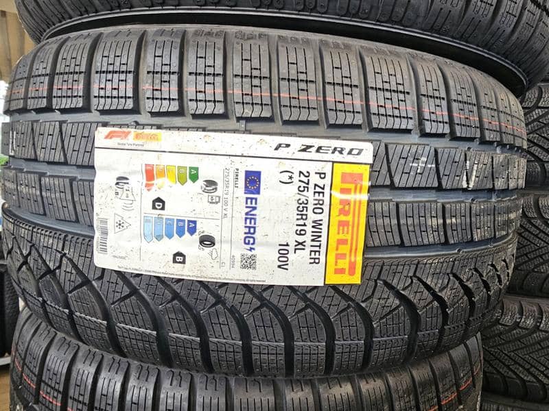 Pirelli 275/35 R19 Zimska