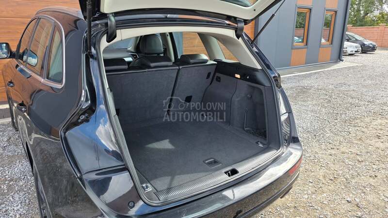 Audi Q5 3.0 TDi S-TRONIC FUL