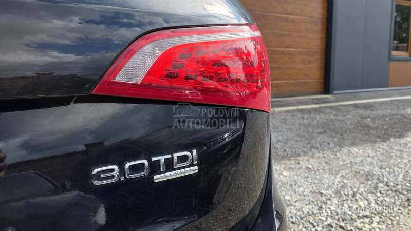 Audi Q5 3.0 TDi S-TRONIC FUL