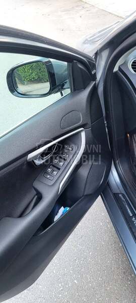 Volvo V40 NOVO