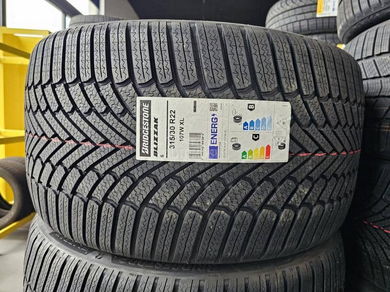 Bridgestone 315/30 R22 Zimska