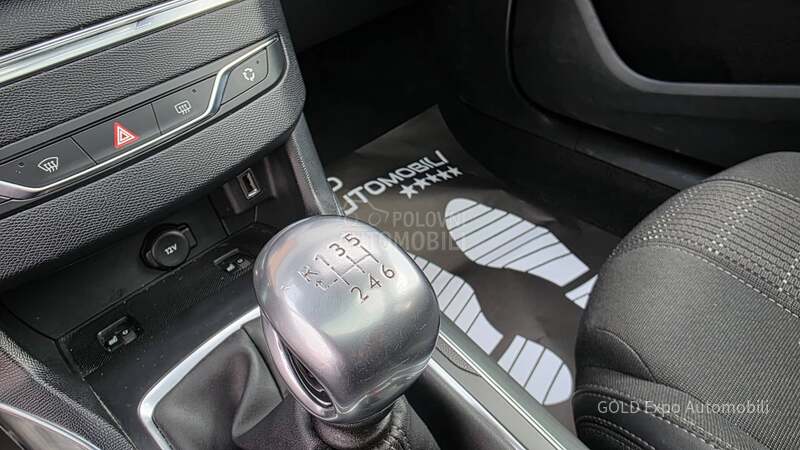 Peugeot 308 1.5 BlueHDi ALLURE