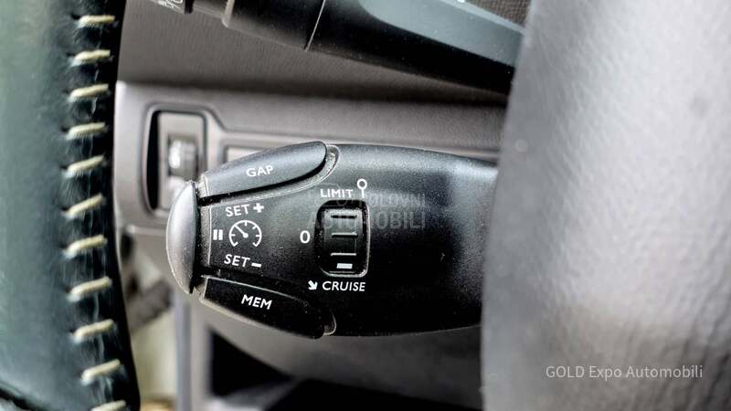 Peugeot 308 1.5 BlueHDi ALLURE