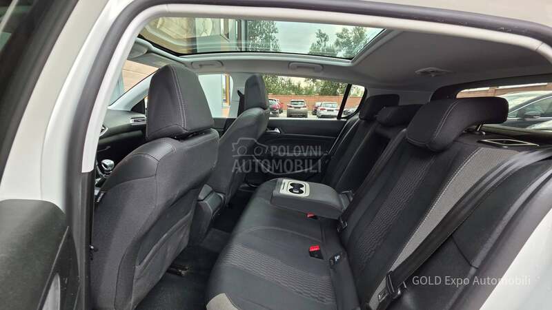 Peugeot 308 1.5 BlueHDi ALLURE