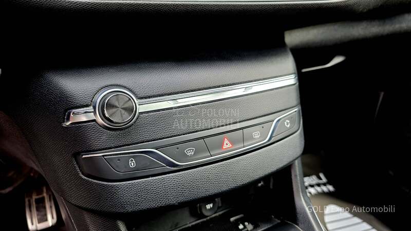 Peugeot 308 1.5 BlueHDi ALLURE