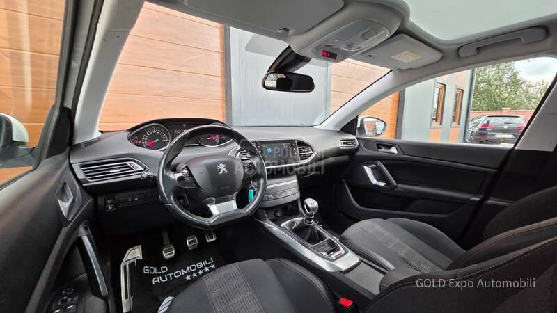 Peugeot 308 1.5 BlueHDi ALLURE