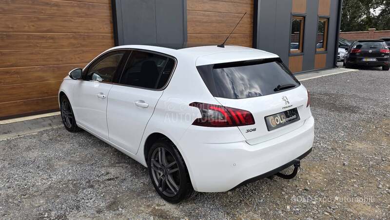 Peugeot 308 1.5 BlueHDi ALLURE
