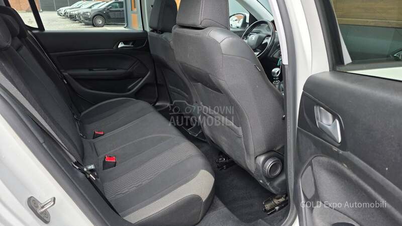Peugeot 308 1.5 BlueHDi ALLURE