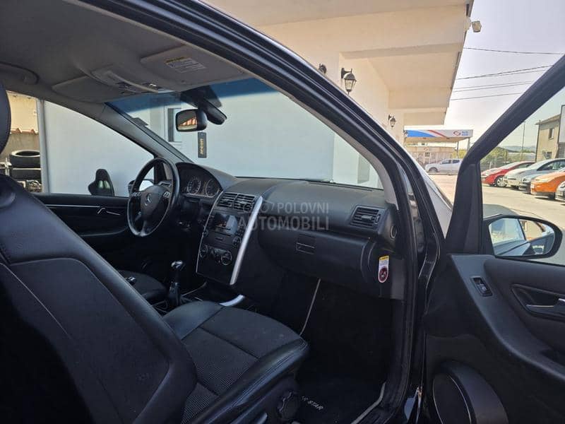 Mercedes Benz A 200 NOVO kess