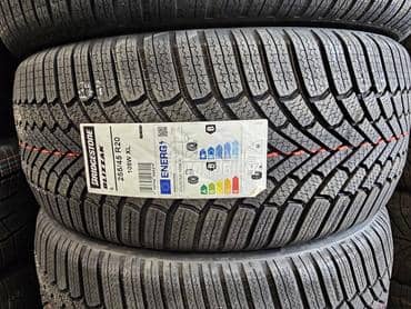 Bridgestone 255/45 R20 Zimska