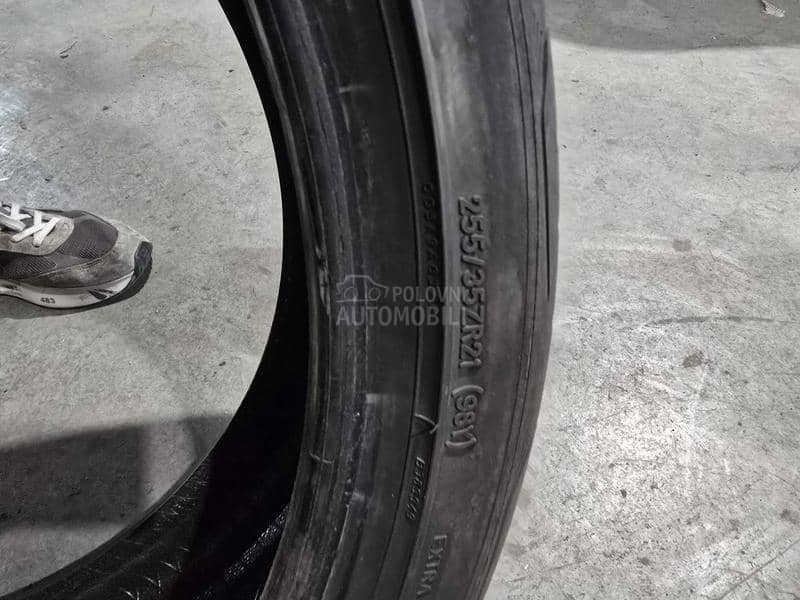 Goodyear 255/35 R21 Letnja