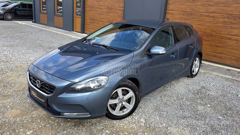 Volvo V40 1.6 D2 OCEAN BLUE