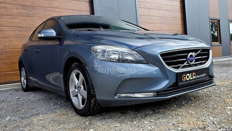 Volvo V40 1.6 D2 OCEAN BLUE
