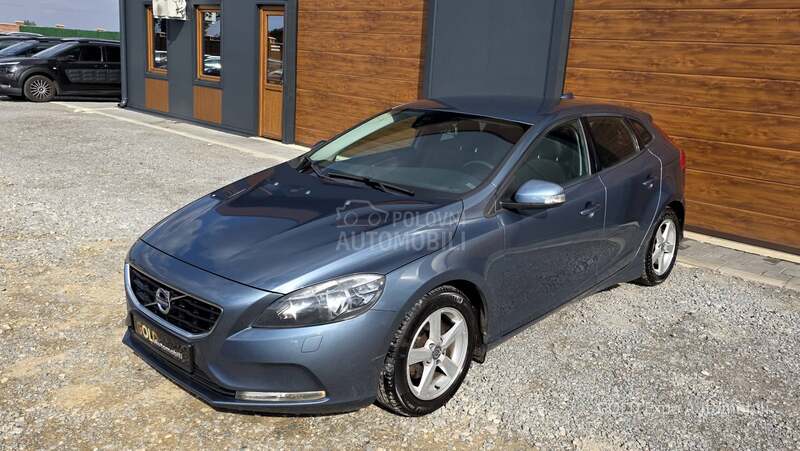 Volvo V40 1.6 D2 OCEAN BLUE