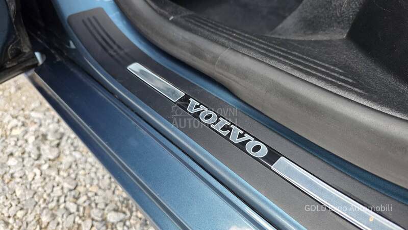 Volvo V40 1.6 D2 OCEAN BLUE