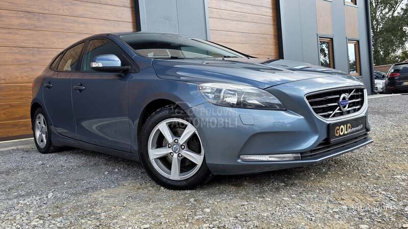 Volvo V40 1.6 D2 OCEAN BLUE