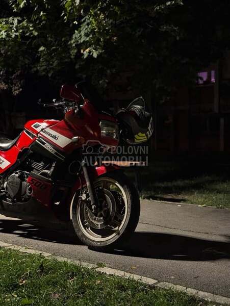 Kawasaki GPZ500S