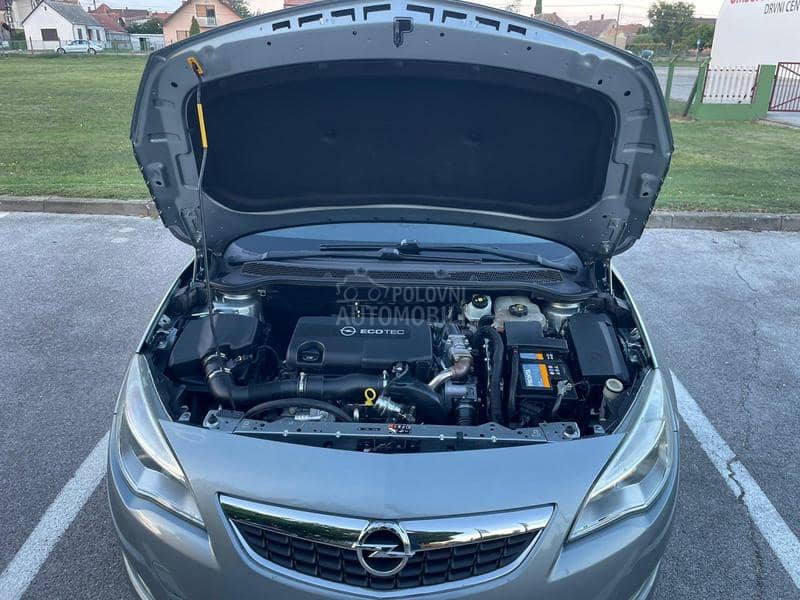 Opel Astra J 1.7cdti
