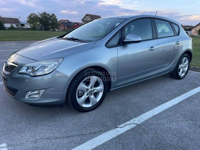 Opel Astra J 1.7cdti