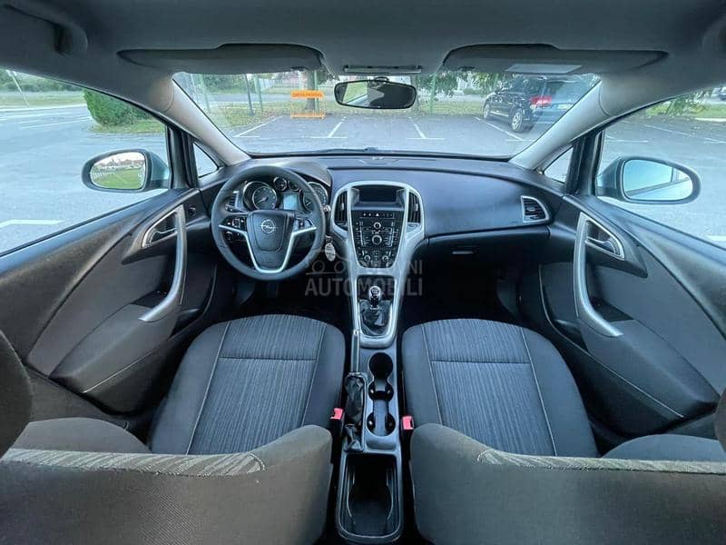 Opel Astra J 1.7cdti